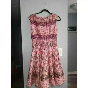 Julian Taylor‎ New York Women's Dress Size 8 Pink Purple White Floral Pleated